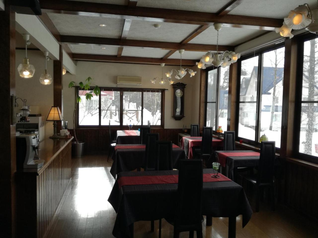 Hakuba Vivaldi Hotel Exterior photo