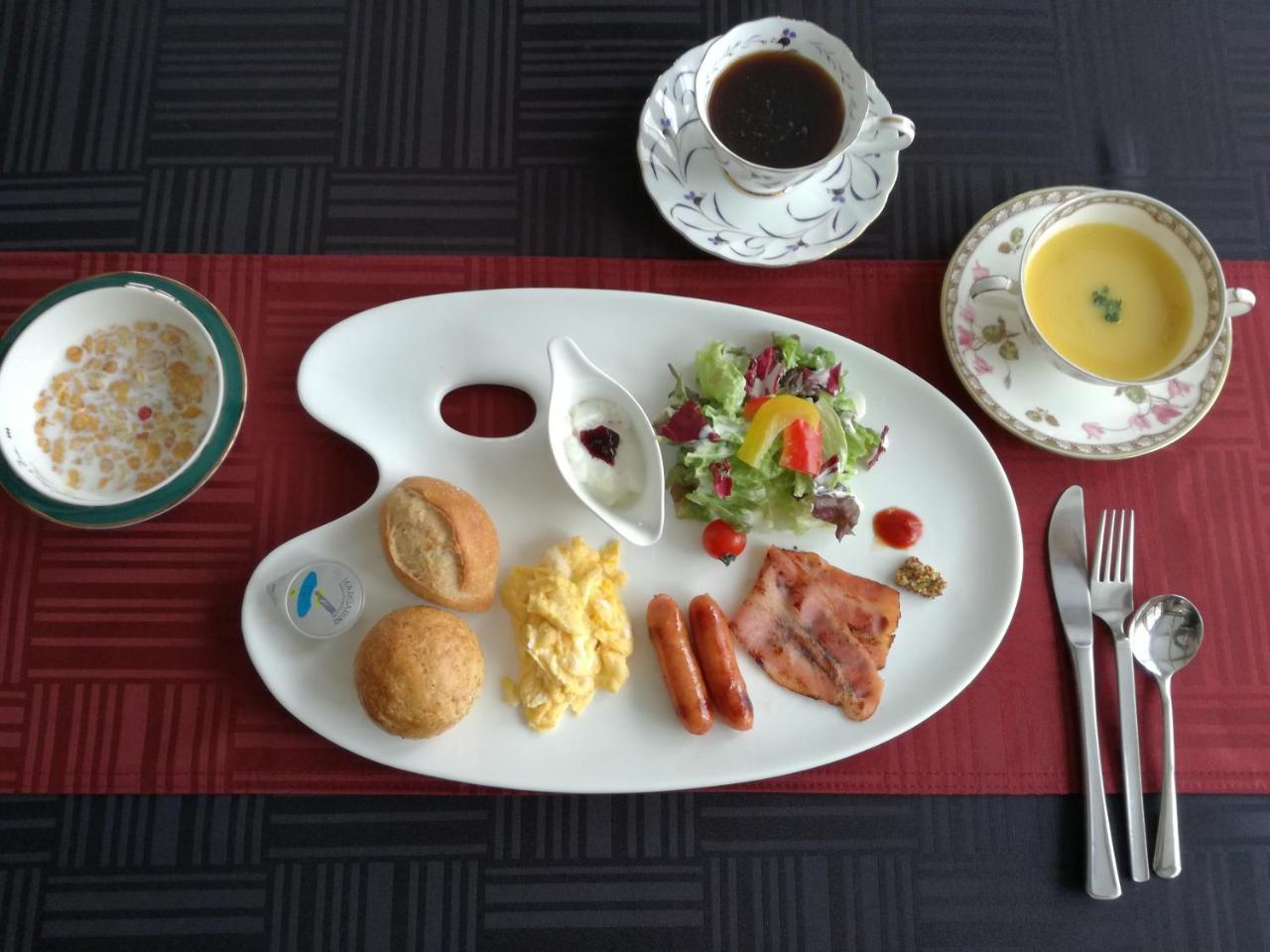 Hakuba Vivaldi Hotel Exterior photo